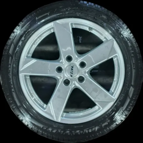 Background image for 225/50 R17 WINTERREIFEN AUDI A4 8W B9 17 ZOLL ALUFELGEN KOMPLETTSATZ 4-5MM