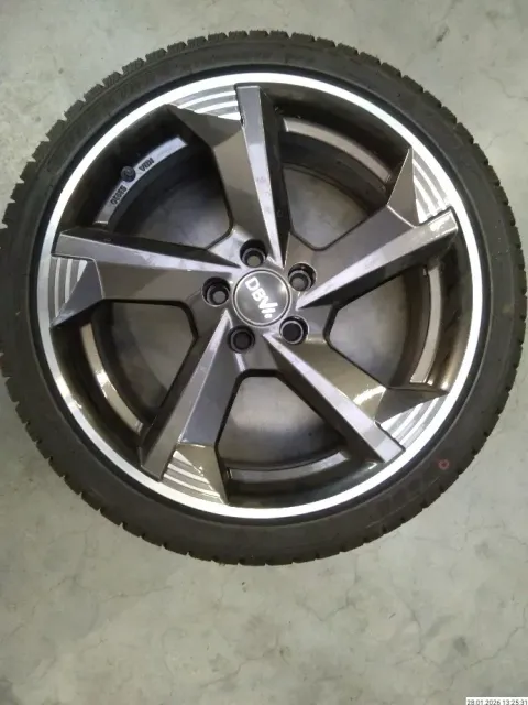 Background image for 215/40 R17 87V WINTERREIFEN AUDI A1 8X 17 ZOLL ALU KOMPLETTSATZ 6MM
