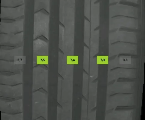 Background image for 2x Sommerreifen 205/60 R16 96v Continental Premiumcontact 6 DOT 0325 5-6mm