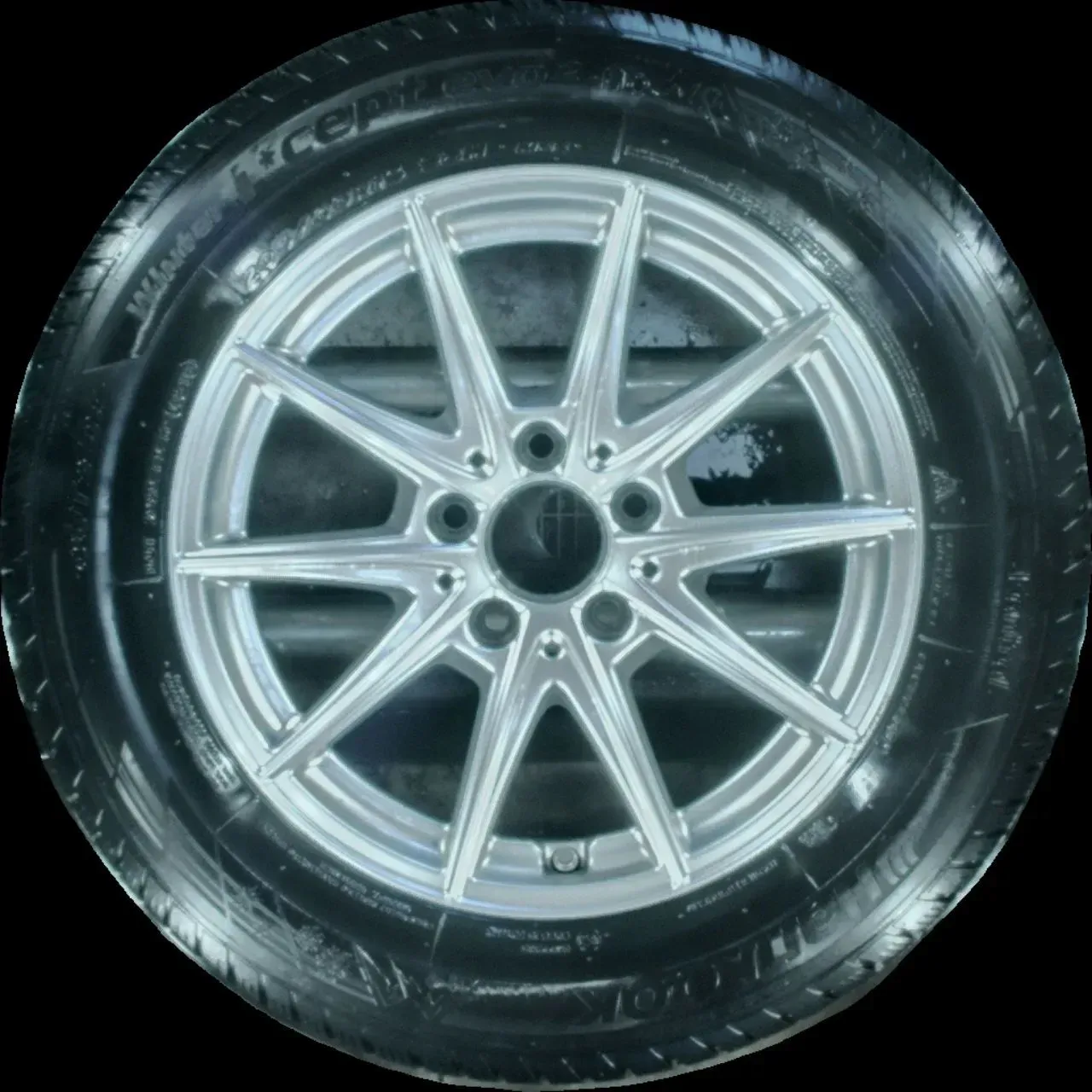 205/60 R16 WINTERREIFEN A-KLASSE W177 16 ZOLL ALUFELGEN 4-6MM KOMPLETTSATZ - Bild 1
