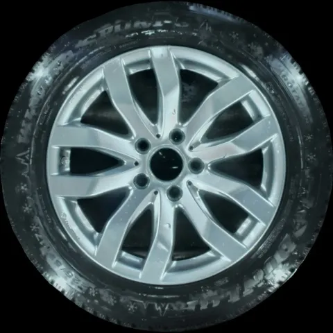 Background image for 225/55 R17 101V WINTERREIFEN BMW 5ER F10/F11 17 ZOLL ALU KOMPLETTSATZ 4-5MM