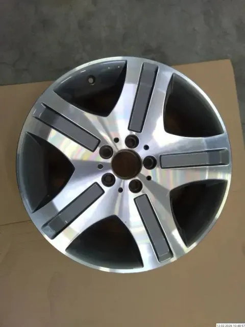 Background image for Mercedes S-Klasse W221 8,5 X 18 ET43 LK112 A2214015202 – Originalfelge
