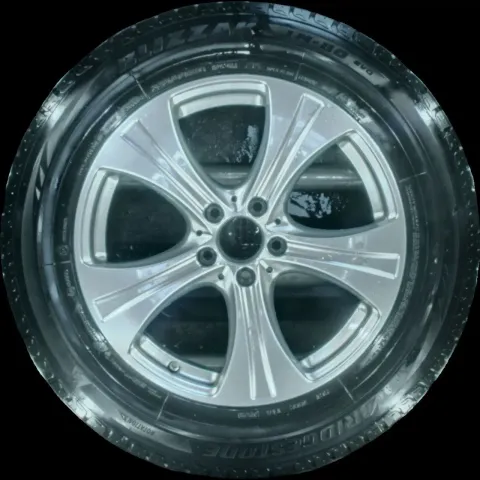 Background image for 235/60 R18 WINTERREIFEN GLC W253 18 ZOLL ALUFELGEN 4MM KOMPLETTSATZ
