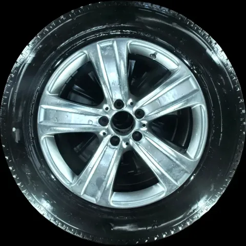 Background image for 235/60 R18 WINTERREIFEN GLC W253 18 ZOLL ALU KOMPLETTSATZ 4-5MM