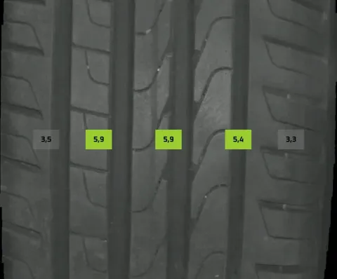 Background image for 2x Sommerreifen 205/60 R16 92v Pirelli Cinturato DOT 2122 5-6mm