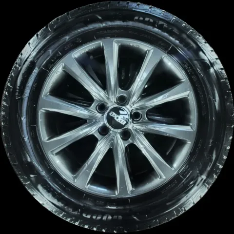 Background image for 215/65 R17 99V WINTERREIFEN SKODA KODIAQ NS 17 ZOLL ALU KOMPLETTSATZ 5-7MM