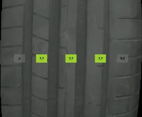 Background image for 2x Sommerreifen 235/55 R17 103(Y) Dunlop Sport Maxx RT 2 7mm