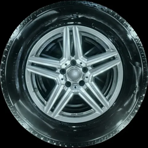 Background image for 235/65 R17 WINTERREIFEN AUDI Q5 8R 17 ZOLL ALUFELGEN KOMPLETTSATZ