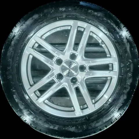 Background image for 205/60 R16 WINTERREIFEN A-KLASSE W177 16 ZOLL ALUFELGEN KOMPLETTSATZ 5-6MM