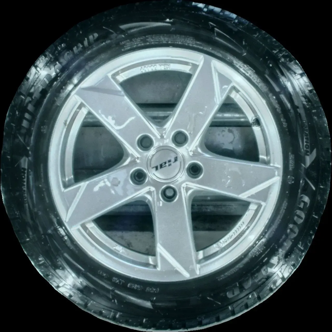 205/60 R16 WINTERREIFEN SKODA OCTAVIA 5E3 16 ZOLL ALUFELGEN KOMPLETTSATZ 4-5MM - Bild 1