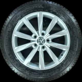 215/55 R17 94V WINTERREIFEN VW T-ROC 17 ZOLL ALU KOMPLETTSATZ 4-6MM - Bild 1