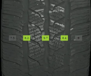 4x 215/65 R16 109R Winterreifen Continental VanContact 5-8mm DOT 3324 - Bild 2