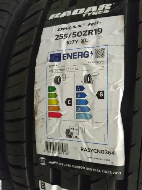 Background image for 2x 255/50 R19 107Y Sommerreifen Radar Dimax R8+ 7mm DOT 4723