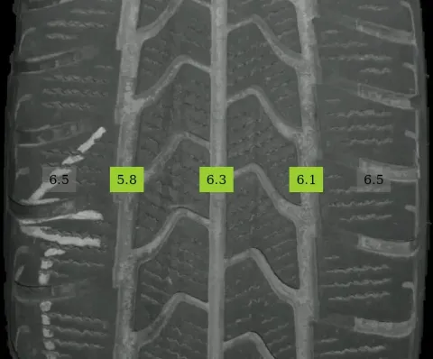 Background image for 4x 235/65 R16 115S Winterreifen Goodyear Ultra GRIP Cargo 4-5mm DOT 3619