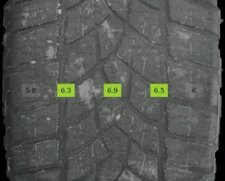 2x 205/45 R18 90H Winterreifen Goodyear Ultragrip 6mm DOT 2523 - Bild 2