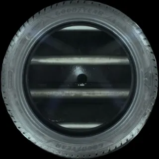 2x 255/40 R19 100V Winterreifen Goodyear ULT. PERFORMANCE 5-7mm DOT 3522 - Bild 4