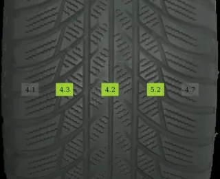 2x 215/55 R17 94V Winterreifen Bridgestone Blizzak 4mm DOT 3322 - Bild 2