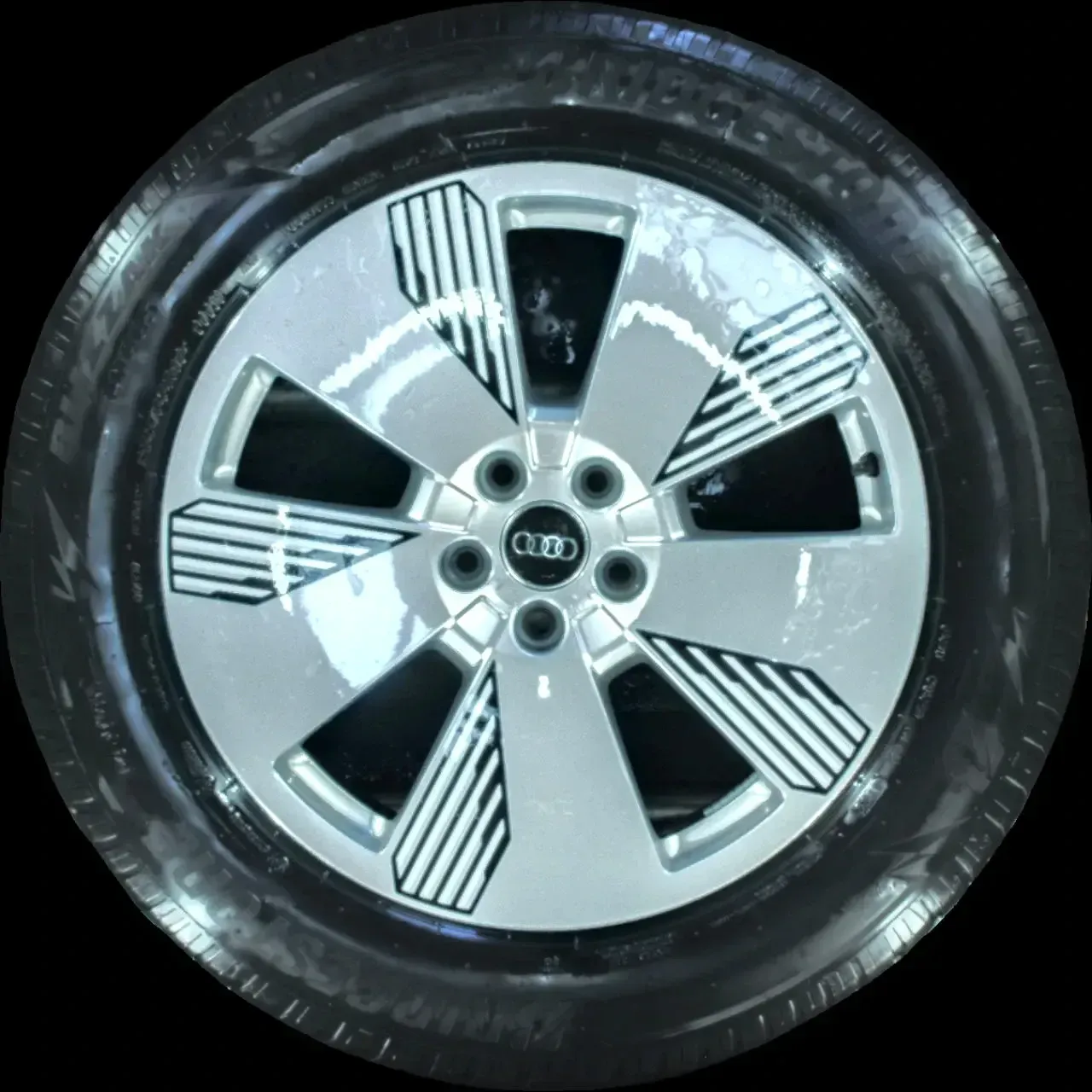 255/55R19 WINTERREIFEN AUDI E-TRON 4KE 19 ZOLL ALU KOMPLETTSATZ 4KE601025L - Bild 1